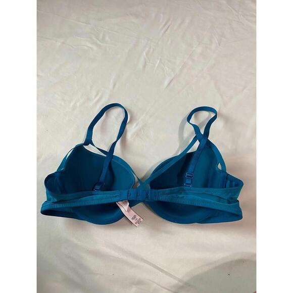 Victoria's Secret Lined Demi Bra - Picture 2 of 4